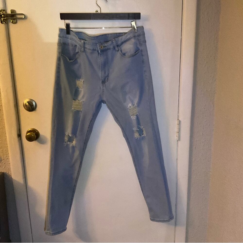 Shein Light Wash Distressed Jean 34 Plus Size Denim 34 Thrashed Festival Casual